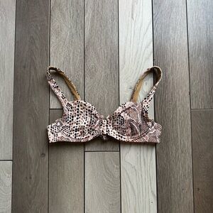 Vitamin A Demi Bikini Top in Mojave Snake | Size: Small | Excellent Condition
